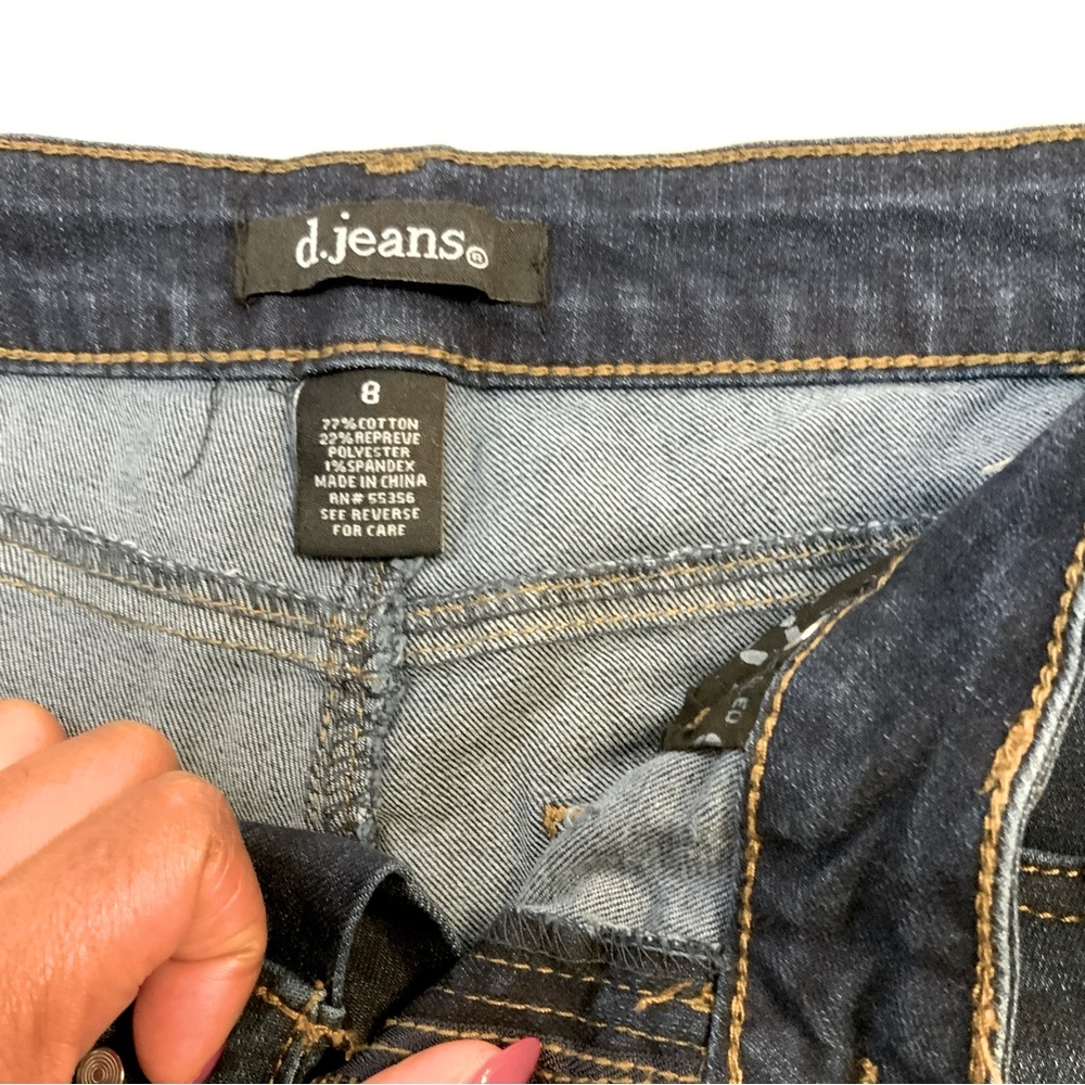d.Jeans Women’s Denim Shorts (Bermuda) - Picture 4 of 5